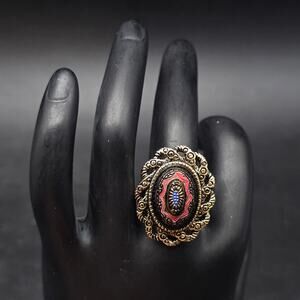 Sarah Coventry Old Vienna Ring Red Black Gold Tone Size 7.5